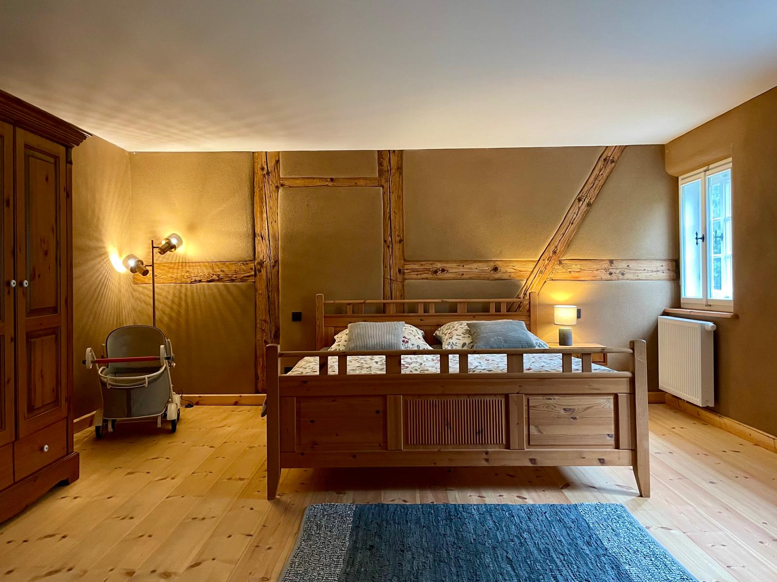 Schlafzimmer I der Lehmstube